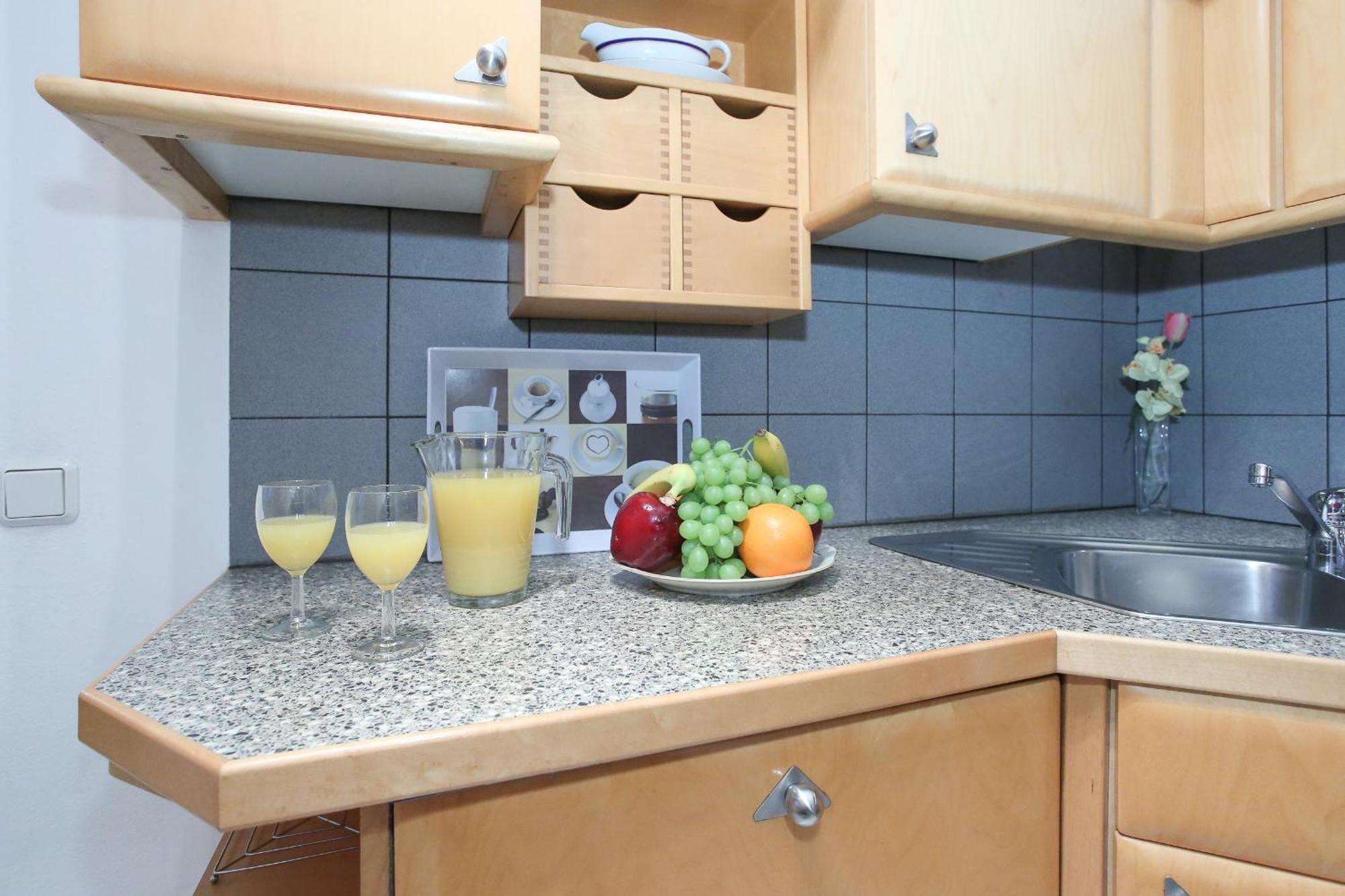 Mozart Apartments Вена Номер фото
