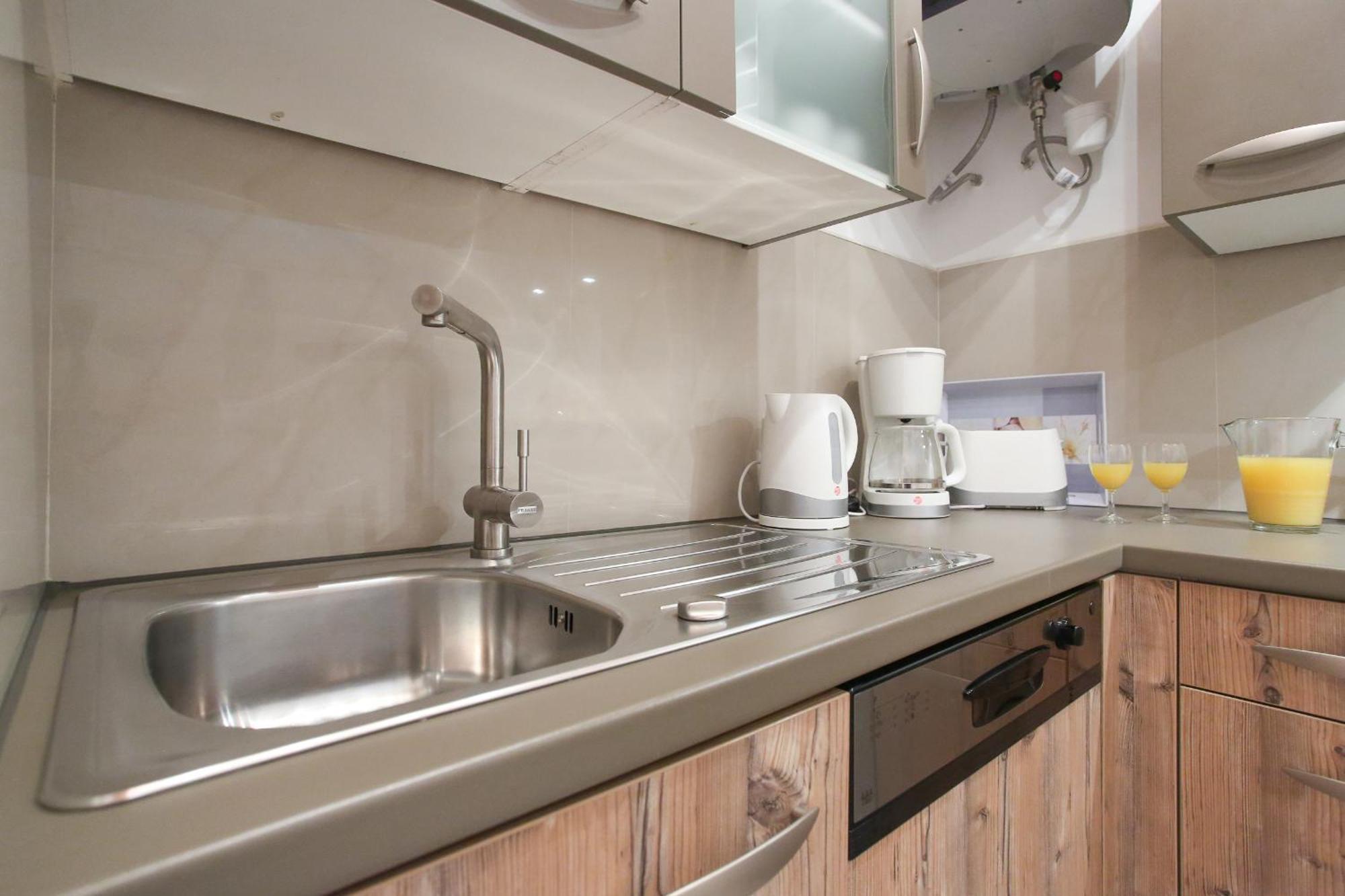 Mozart Apartments Вена Номер фото