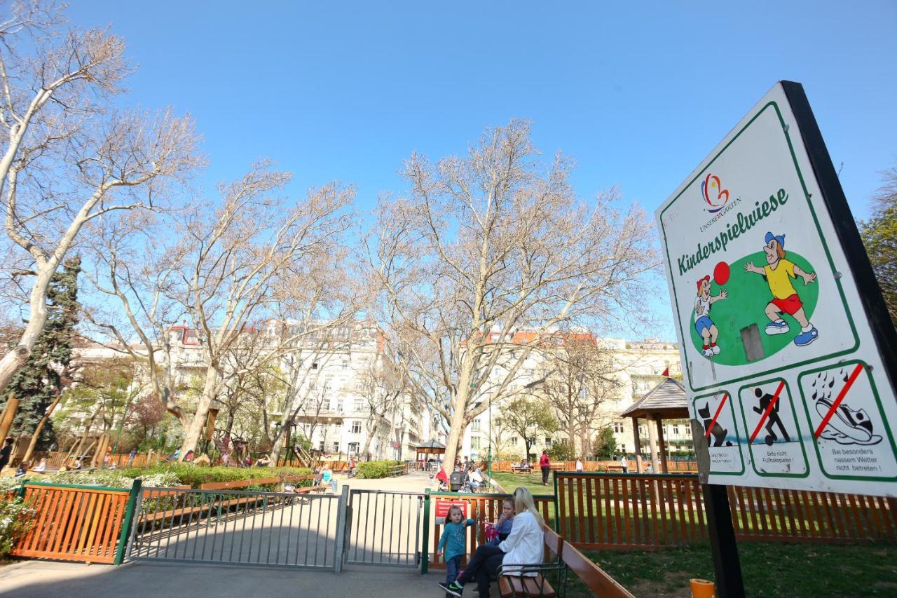 Mozart Apartments Вена Номер фото